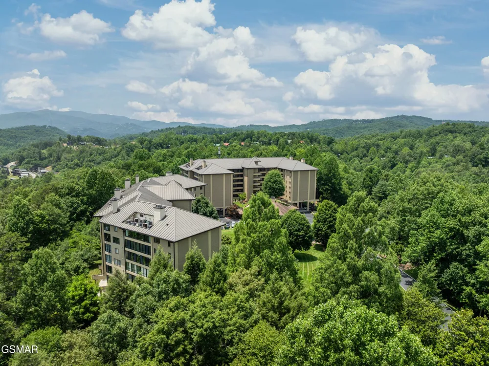 1704 Hidden Hills Road #108 Gatlinburg, TN 37738