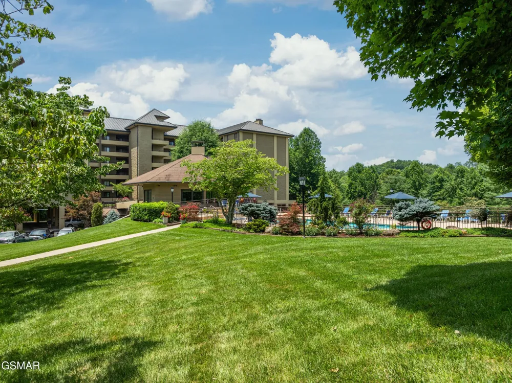 1704 Hidden Hills Road #108 Gatlinburg, TN 37738