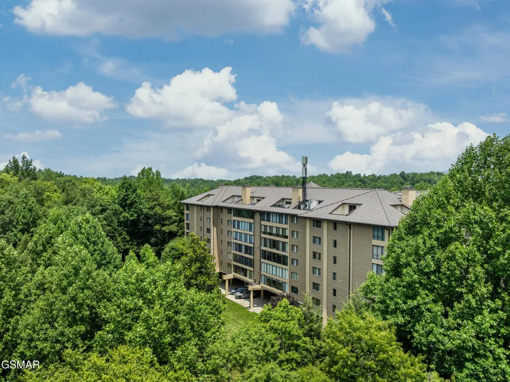 1704 Hidden Hills Road #108 Gatlinburg, TN 37738