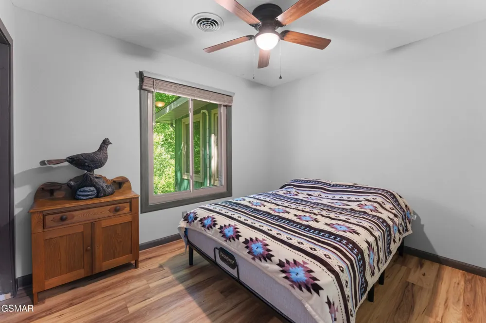 2792 Happy Hollow Road Sevierville, TN 37862