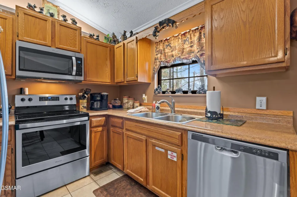 3226 Priscilla Heights Lane Sevierville, TN 37862