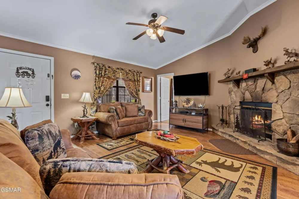 3226 Priscilla Heights Lane Sevierville, TN 37862