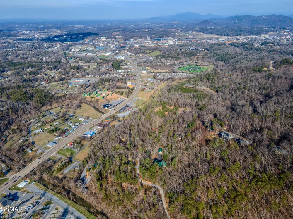 3226 Priscilla Heights Lane Sevierville, TN 37862