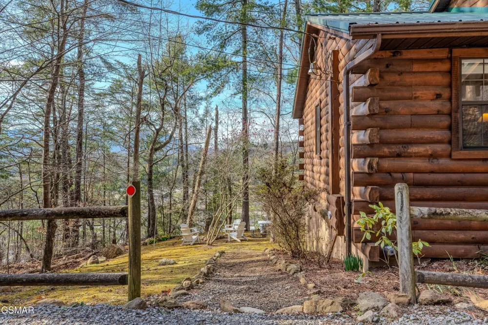 3226 Priscilla Heights Lane Sevierville, TN 37862