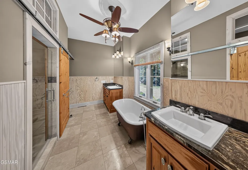 2344 Thunder Mountain Road Sevierville, TN 37862