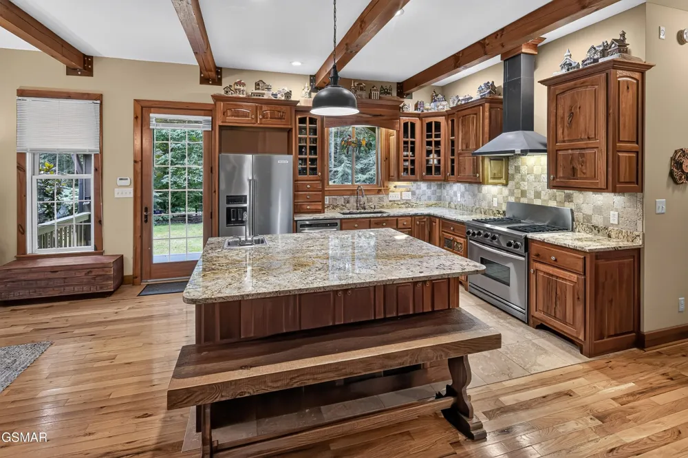 2344 Thunder Mountain Road Sevierville, TN 37862