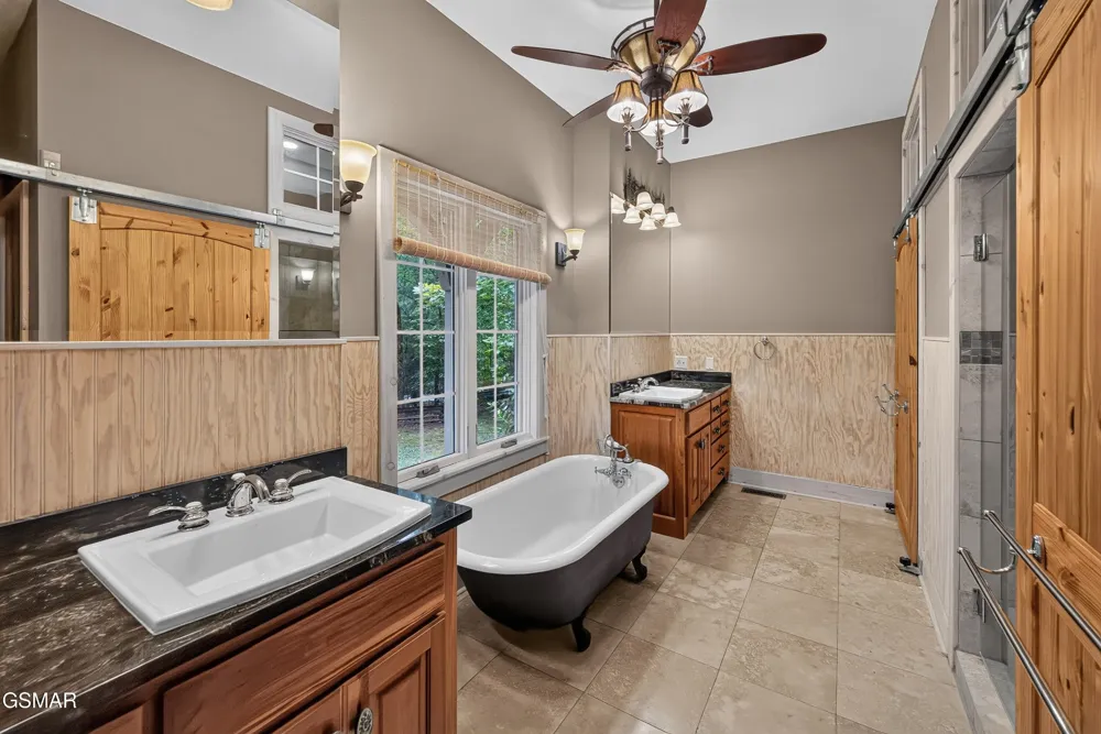 2344 Thunder Mountain Road Sevierville, TN 37862