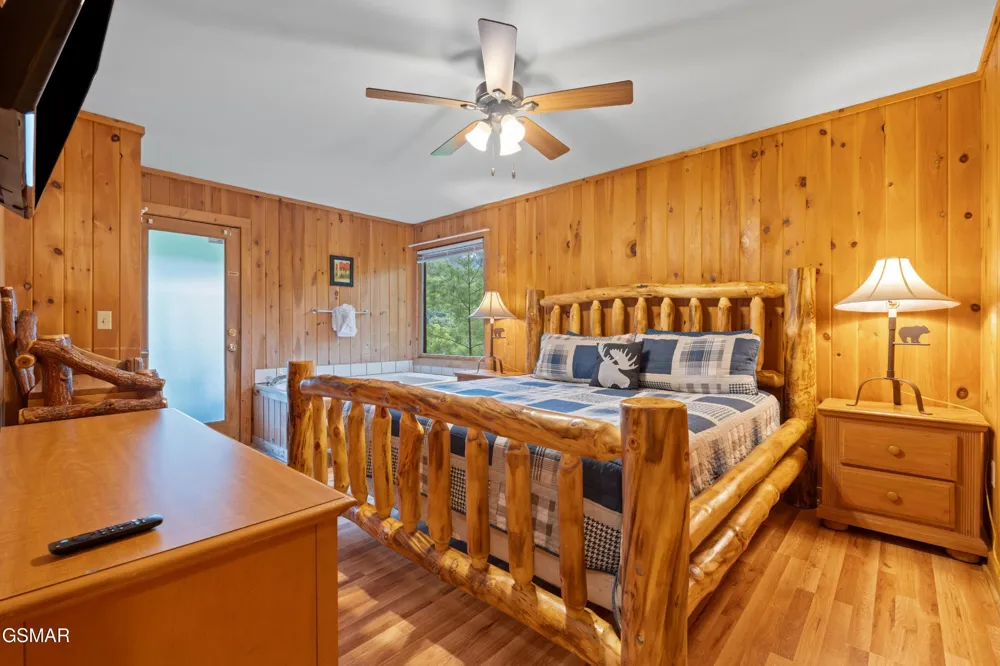 2050 Abbey Lane Way Sevierville, TN 37862