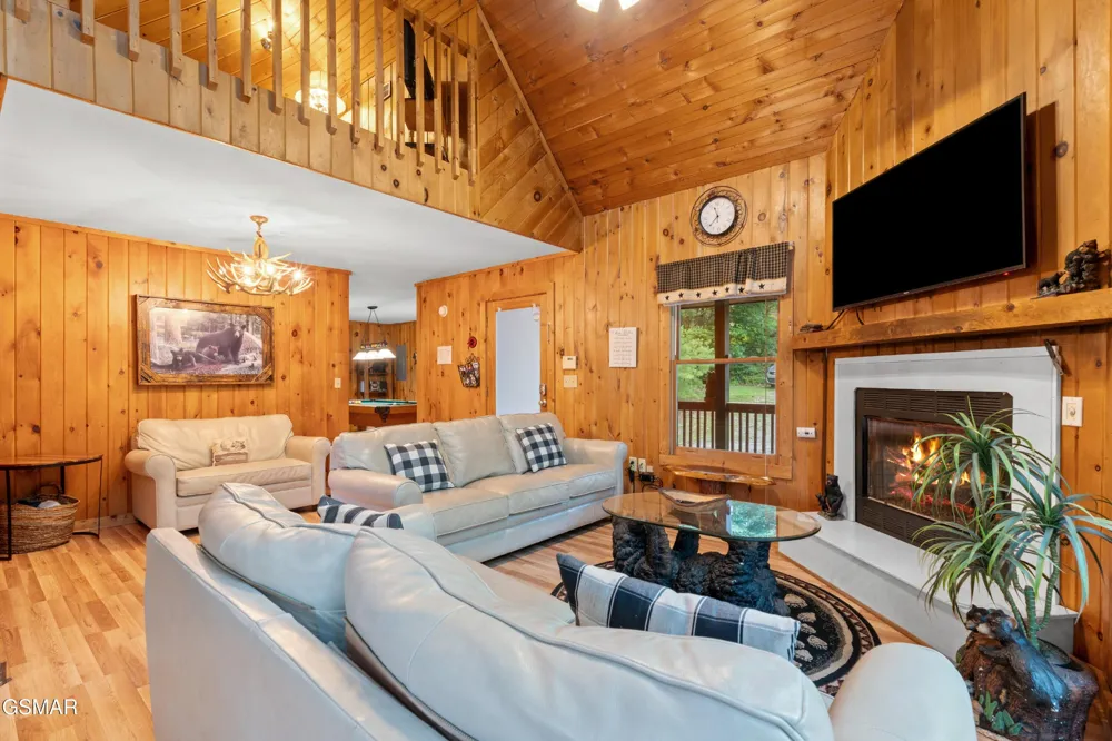 2050 Abbey Lane Way Sevierville, TN 37862
