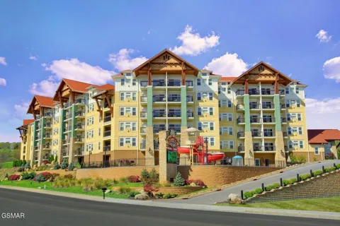 3415 Teaster Lane #401