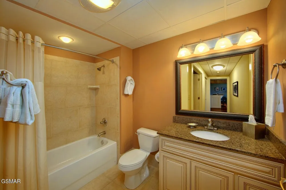3415 Teaster Lane #401 Pigeon Forge, TN 37863