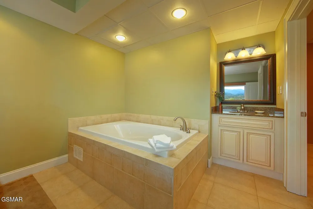 3415 Teaster Lane #401 Pigeon Forge, TN 37863