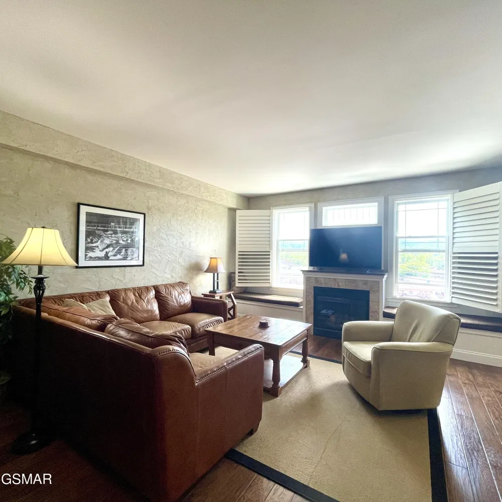 3415 Teaster Lane #401 Pigeon Forge, TN 37863