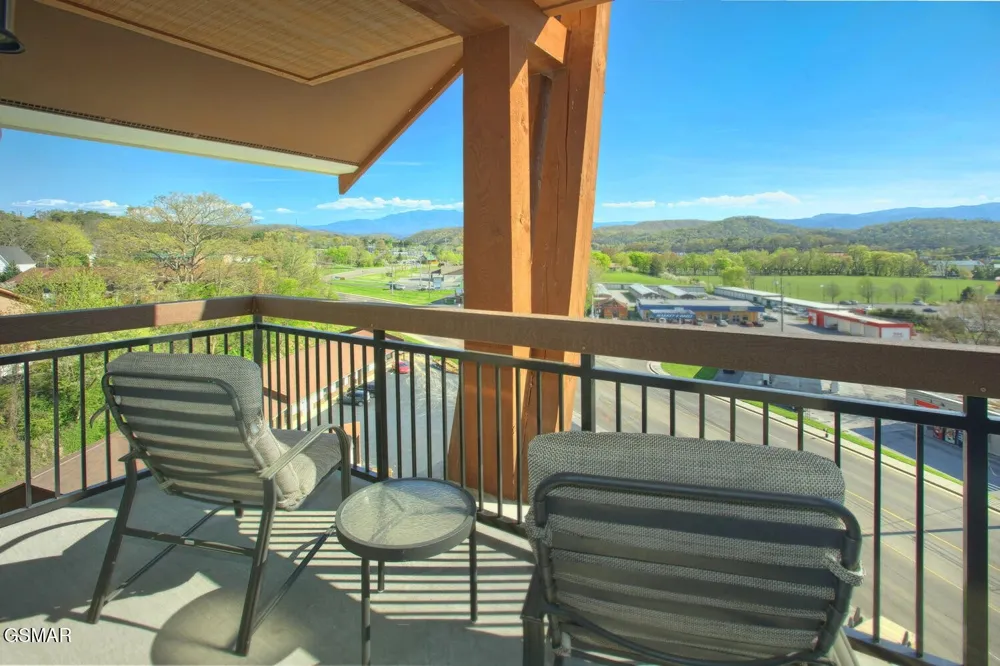 3415 Teaster Lane #401 Pigeon Forge, TN 37863