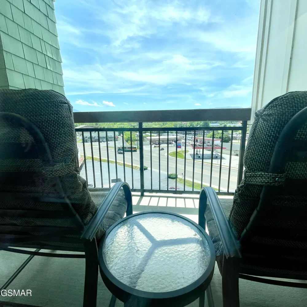 3415 Teaster Lane #401 Pigeon Forge, TN 37863