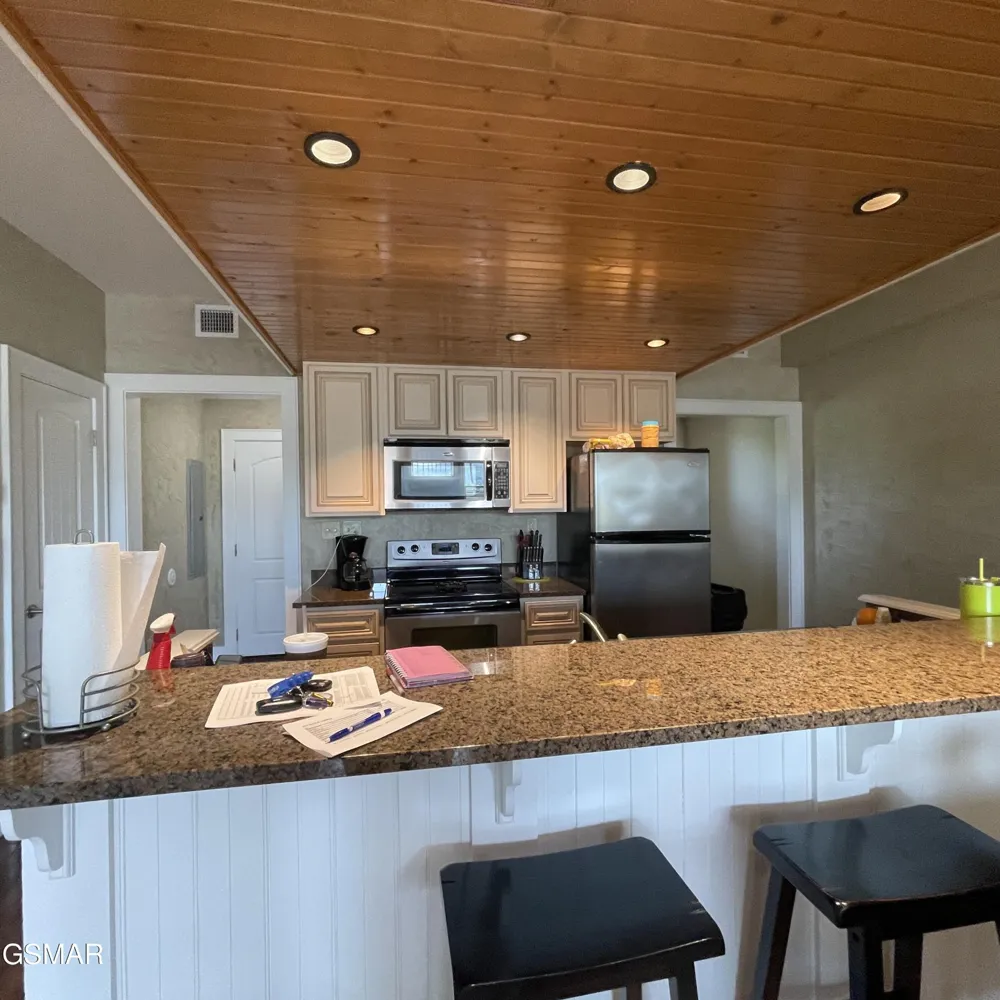 3415 Teaster Lane #401 Pigeon Forge, TN 37863