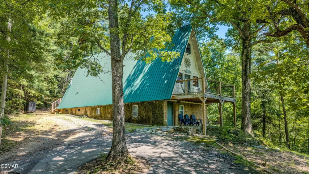 1146 Pine Mountain Road Sevierville, TN 37862