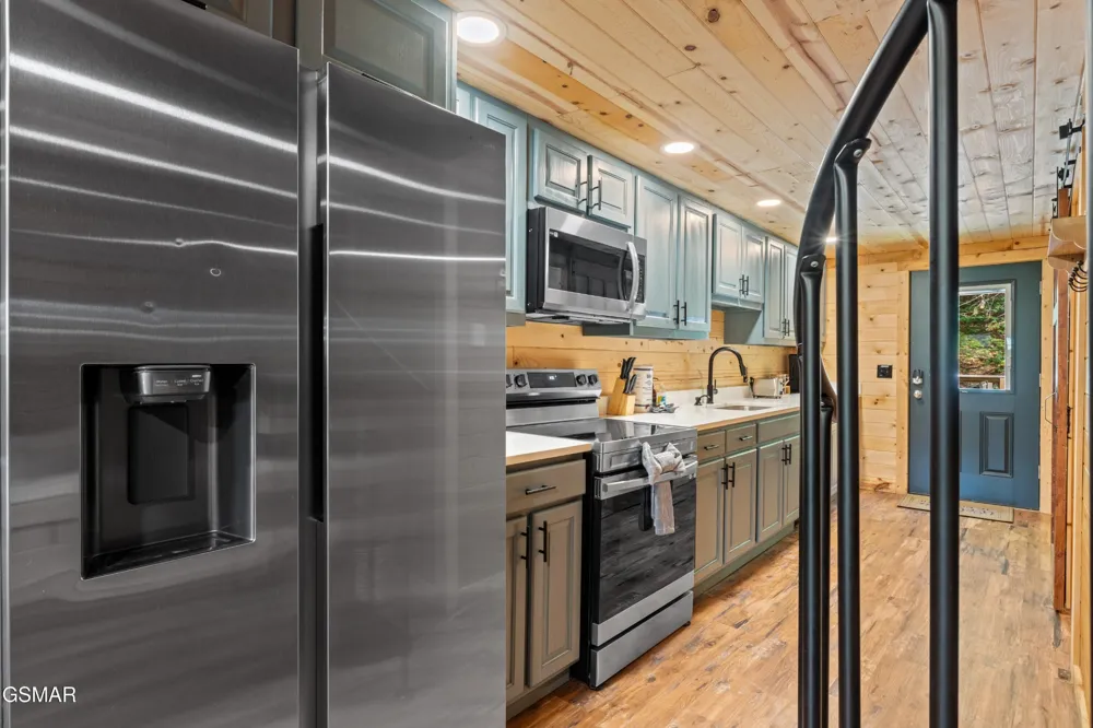 1146 Pine Mountain Road Sevierville, TN 37862
