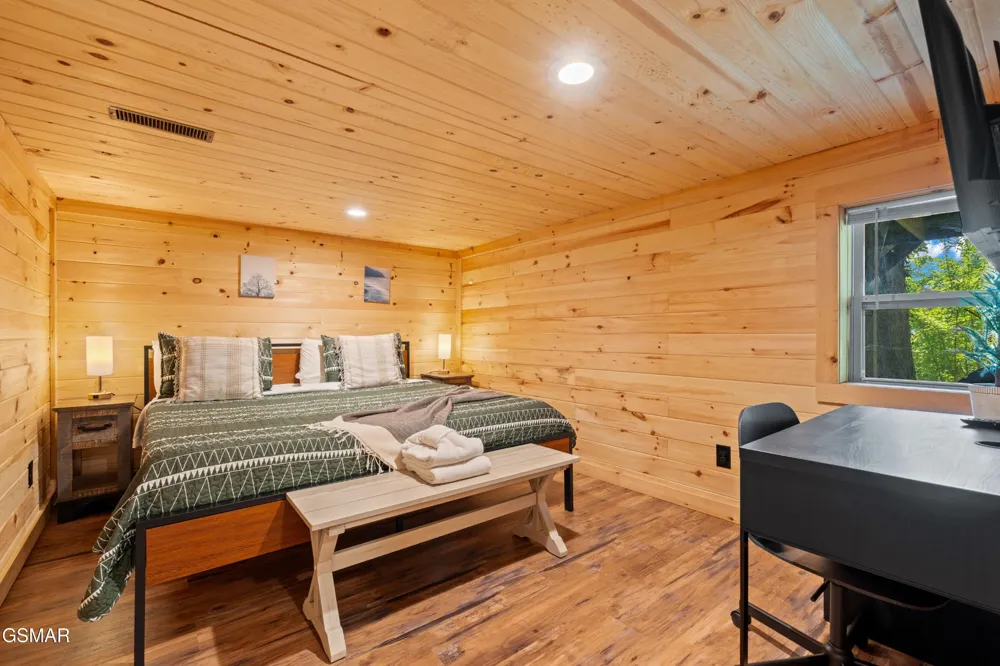 1146 Pine Mountain Road Sevierville, TN 37862