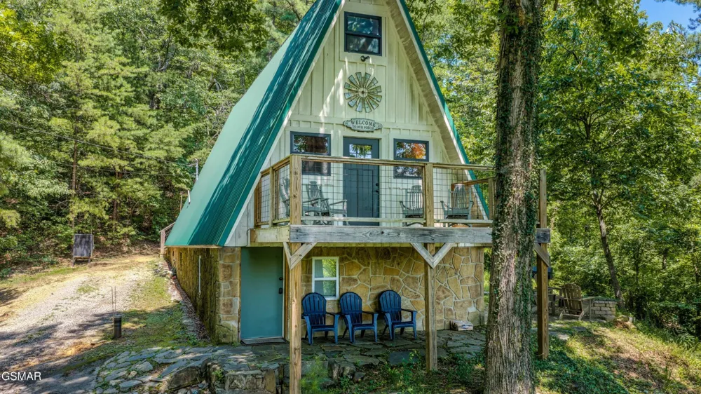 1146 Pine Mountain Road Sevierville, TN 37862