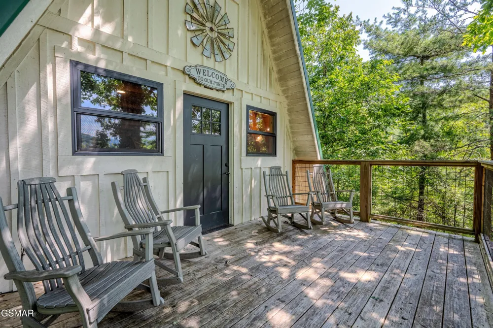 1146 Pine Mountain Road Sevierville, TN 37862