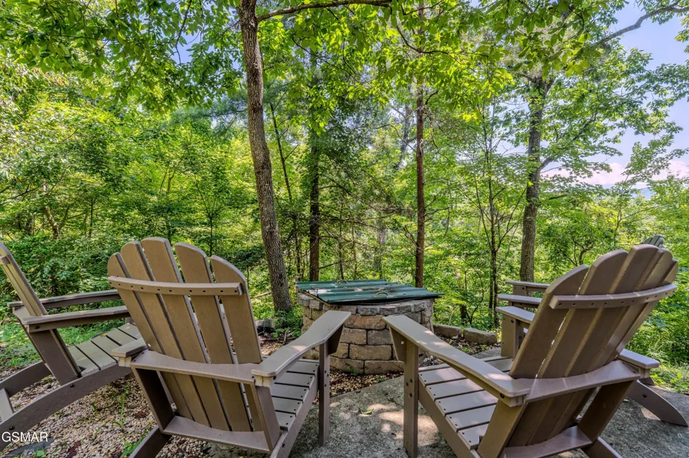 1146 Pine Mountain Road Sevierville, TN 37862