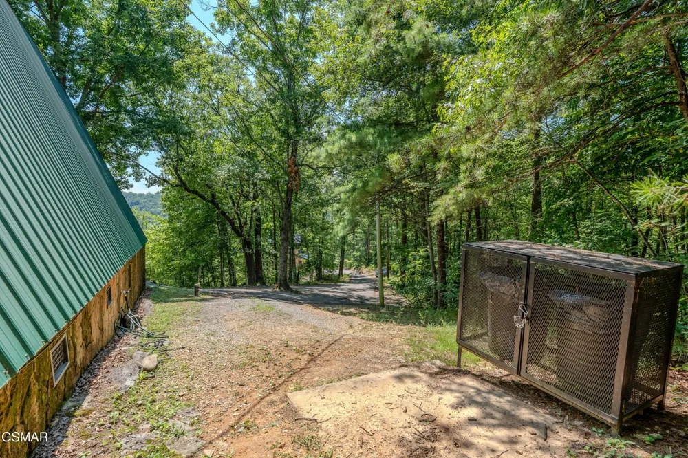 1146 Pine Mountain Road Sevierville, TN 37862