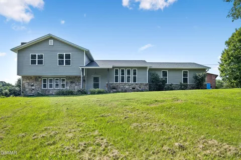 213 Chapman Overlook Drive