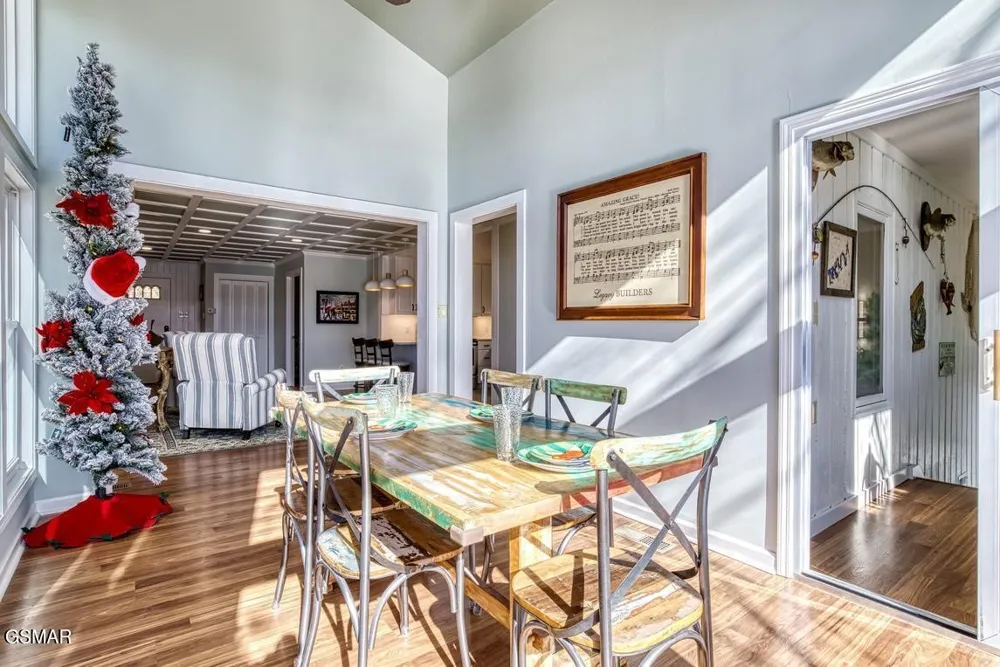 1421 Highway 139 Dandridge, TN 37725