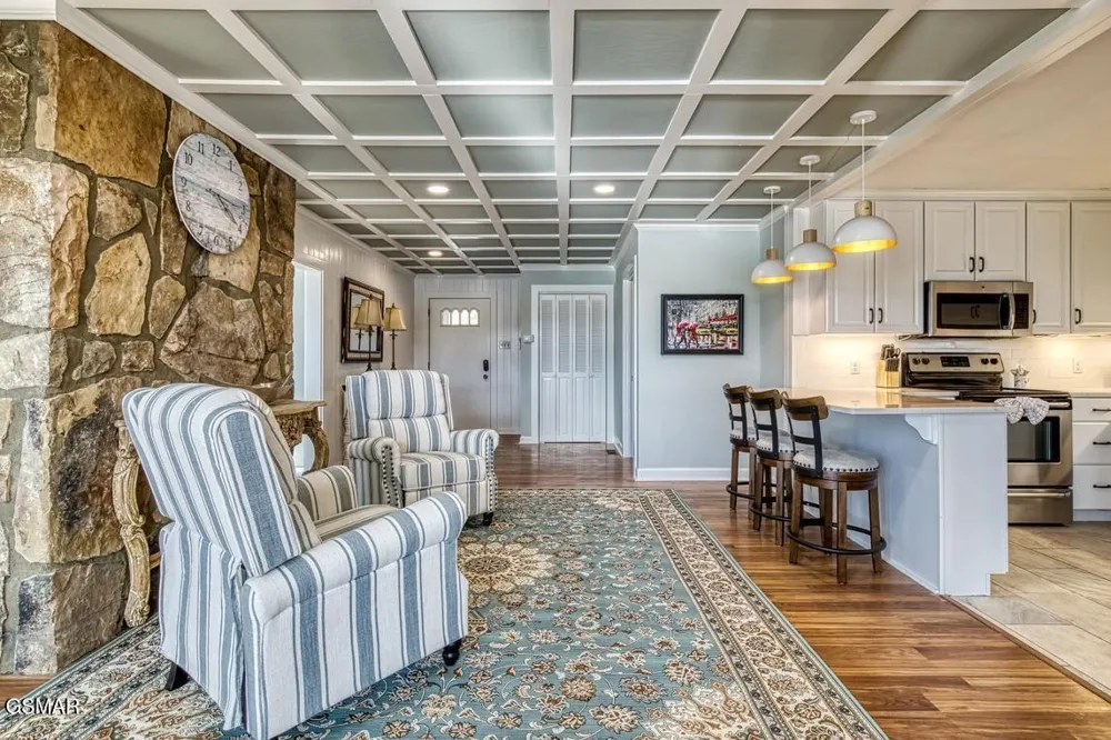 1421 Highway 139 Dandridge, TN 37725