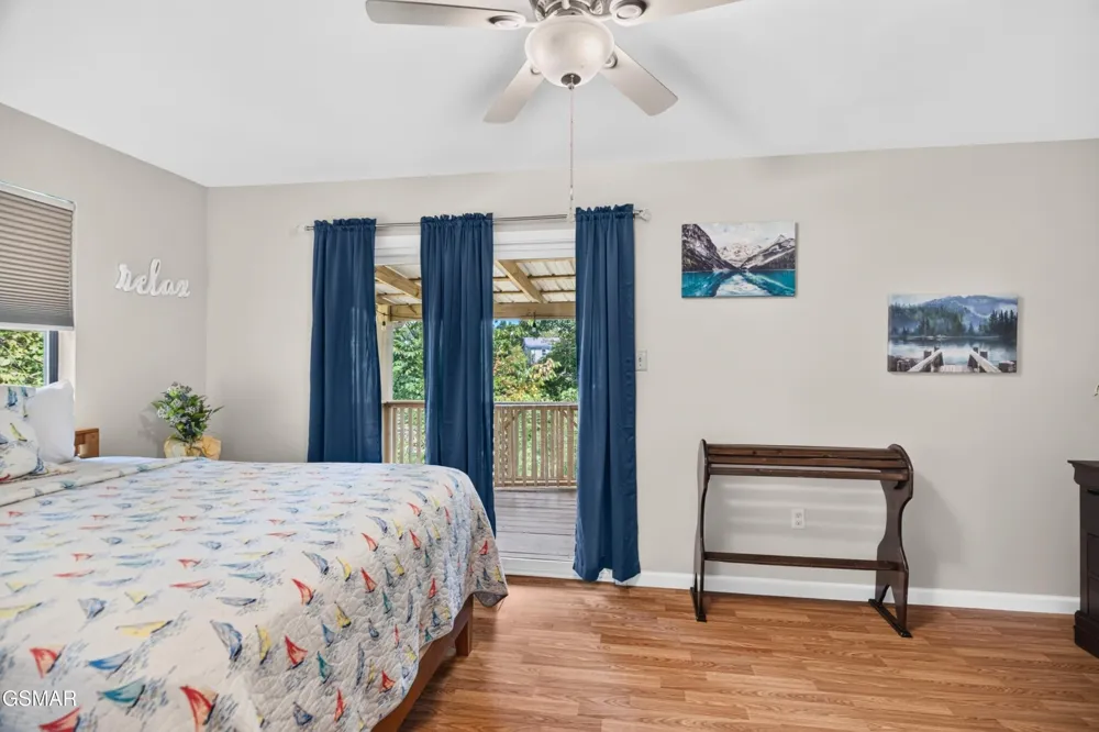1537 Kinder Lane Dandridge, TN 37725