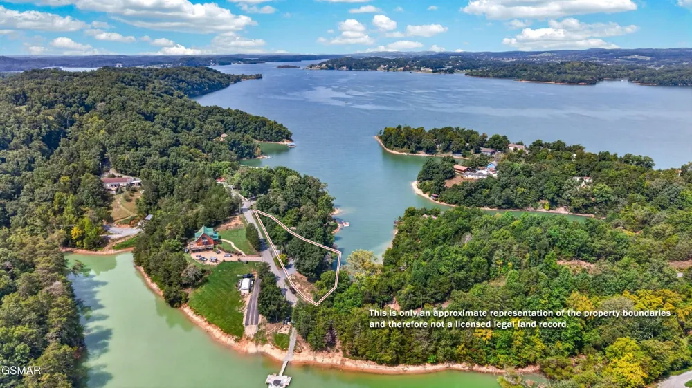 1537 Kinder Lane Dandridge, TN 37725