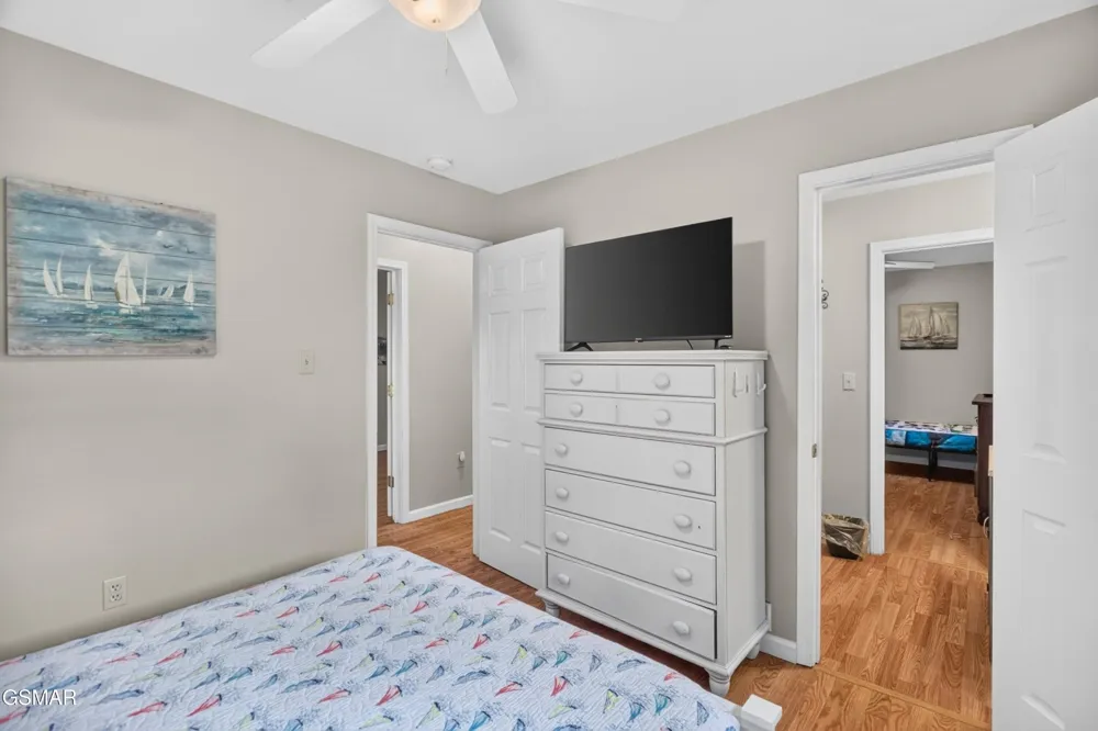 1537 Kinder Lane Dandridge, TN 37725