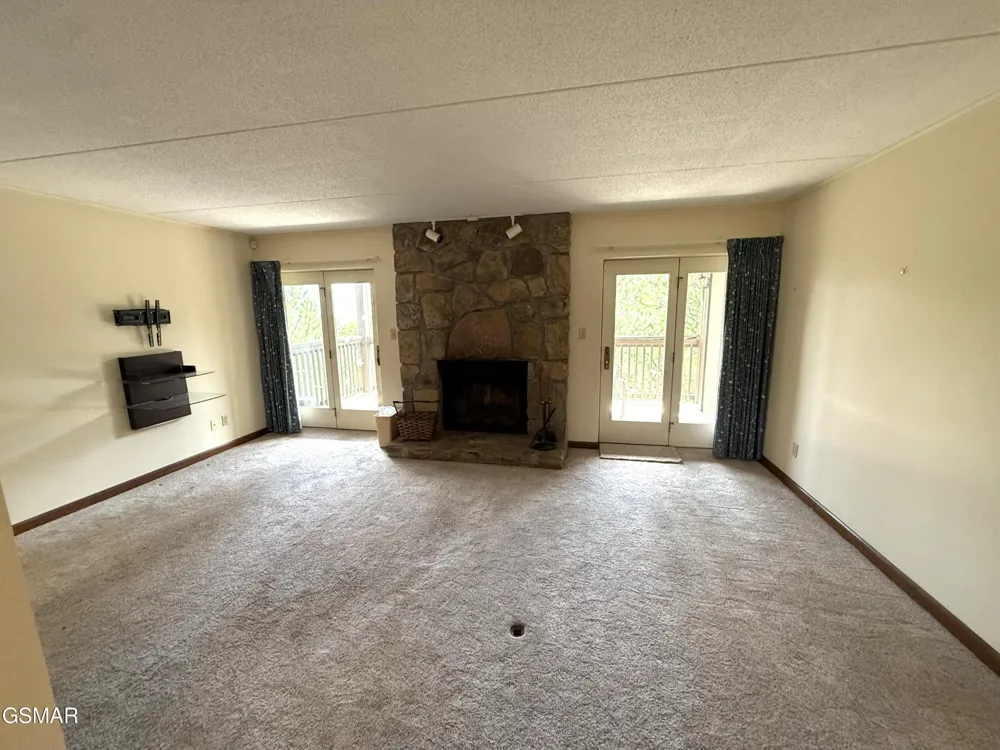 1050 Ski View Drive #108 Gatlinburg, TN 37738