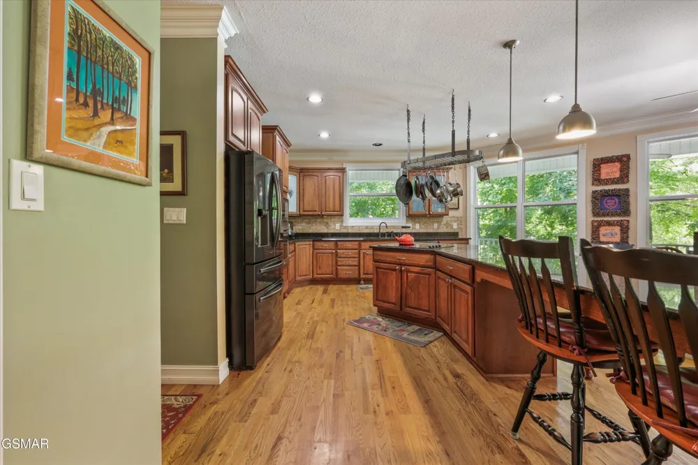 860 Black Fox Harbor Road Washburn, TN 37888