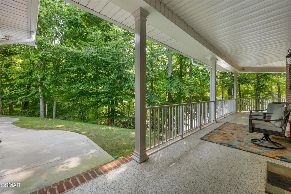 860 Black Fox Harbor Road Washburn, TN 37888