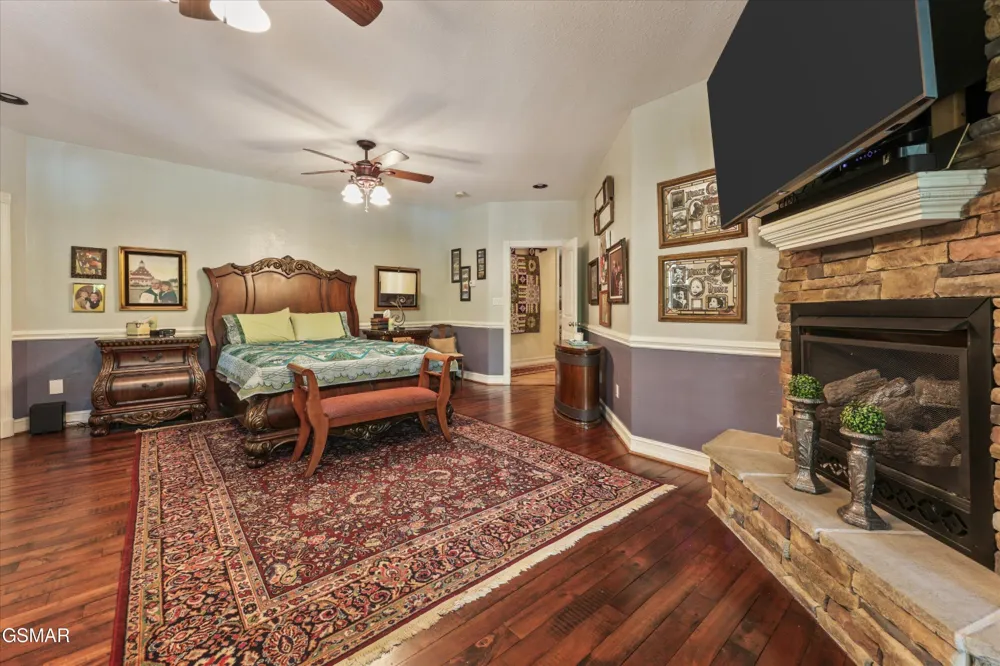 860 Black Fox Harbor Road Washburn, TN 37888