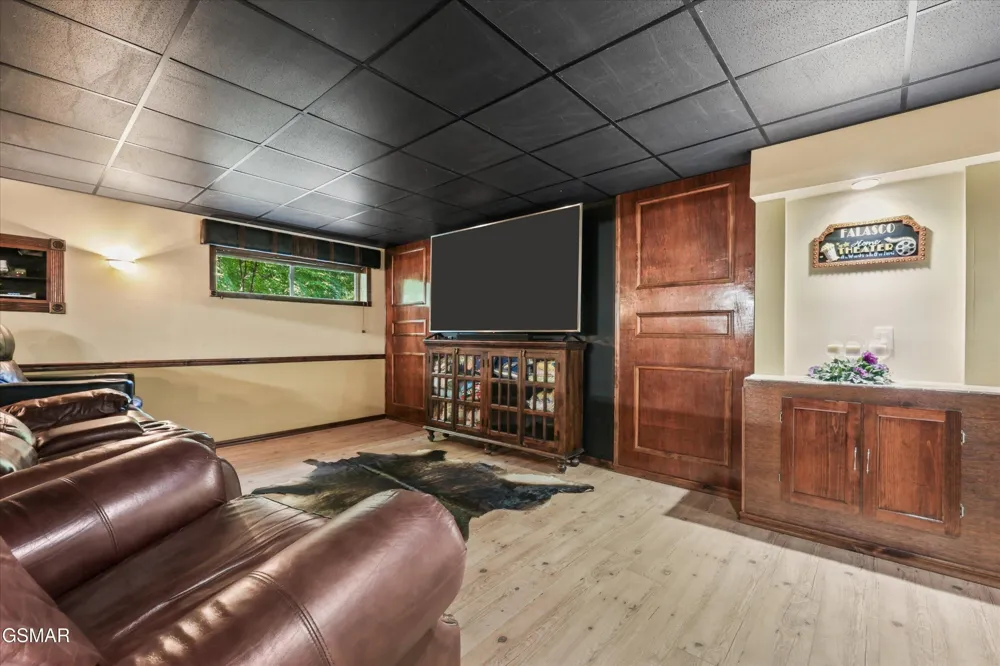 860 Black Fox Harbor Road Washburn, TN 37888