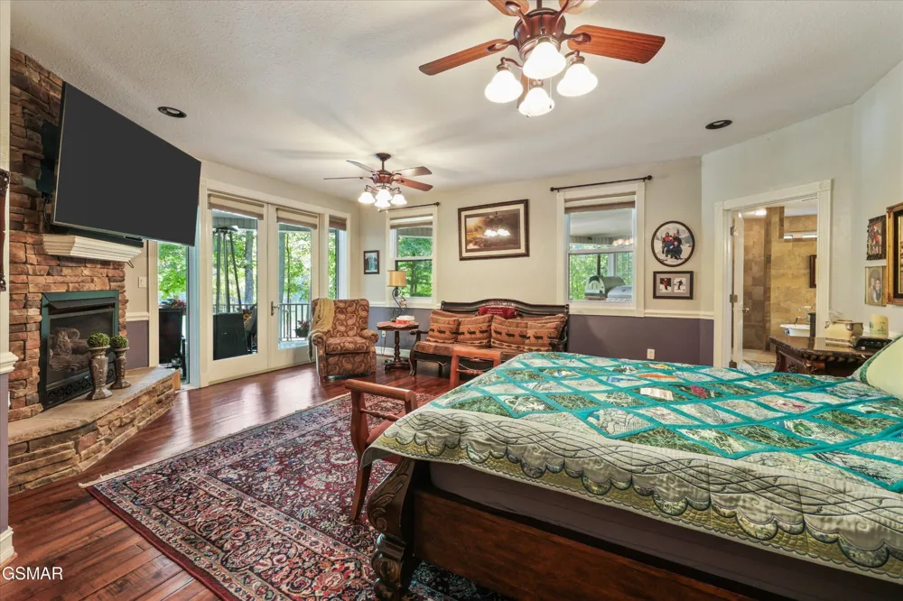 860 Black Fox Harbor Road Washburn, TN 37888