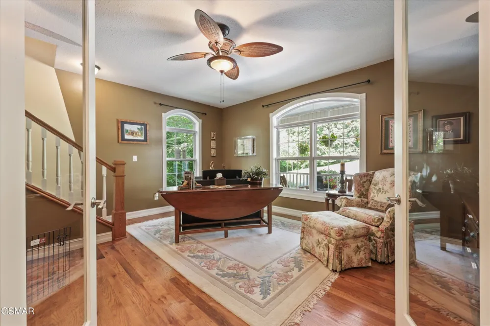 860 Black Fox Harbor Road Washburn, TN 37888