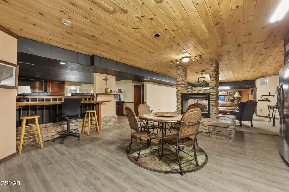 860 Black Fox Harbor Road Washburn, TN 37888