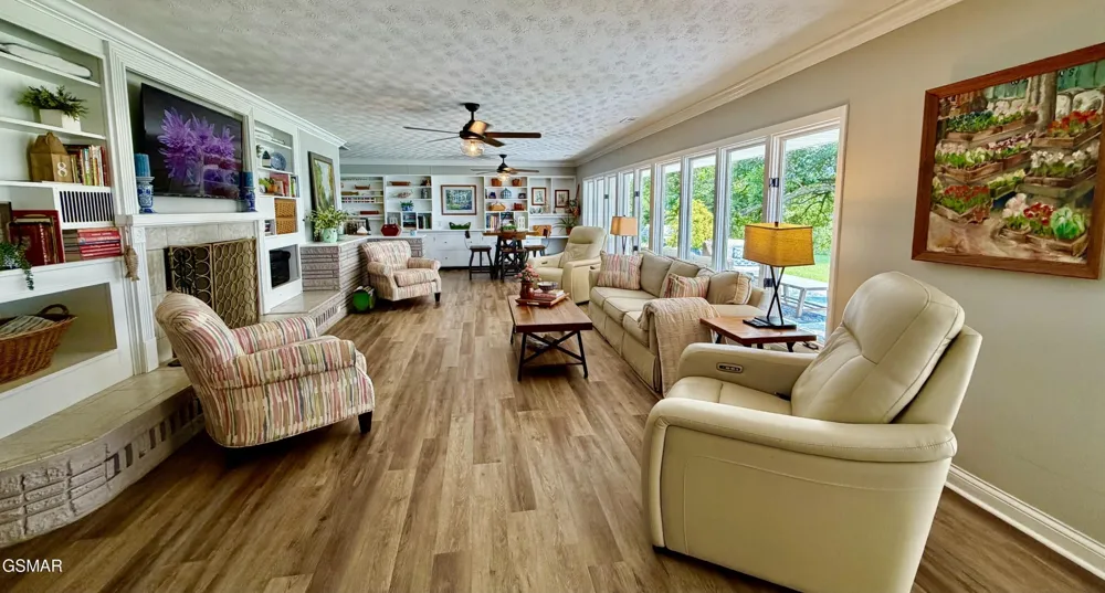 1230 Owens Lane Dandridge, TN 37725