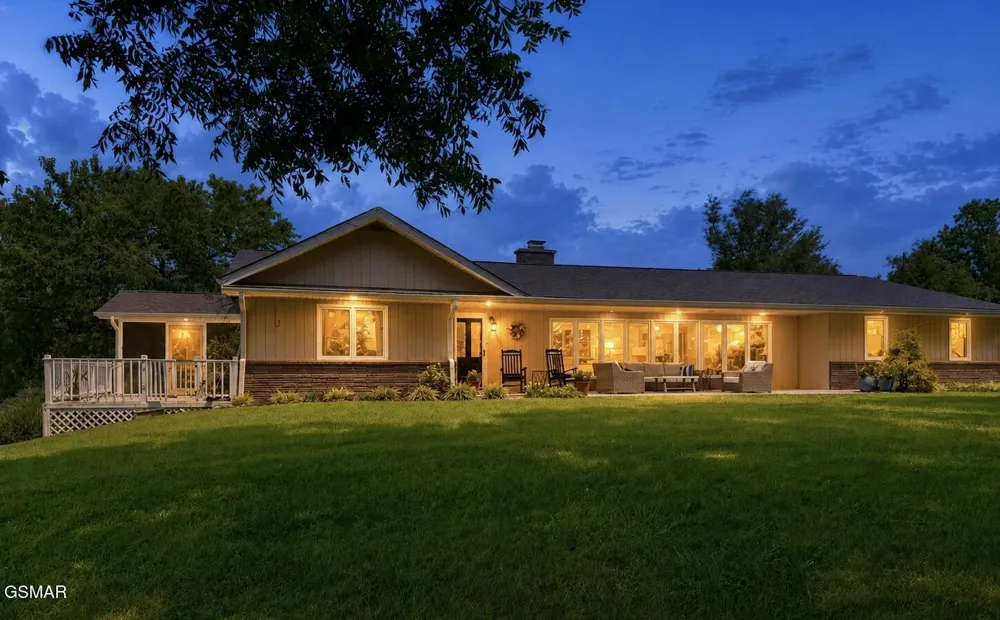 1230 Owens Lane Dandridge, TN 37725