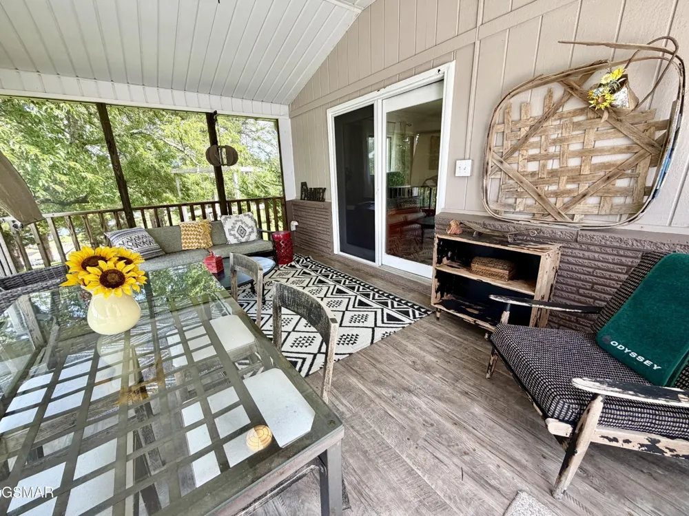 1230 Owens Lane Dandridge, TN 37725