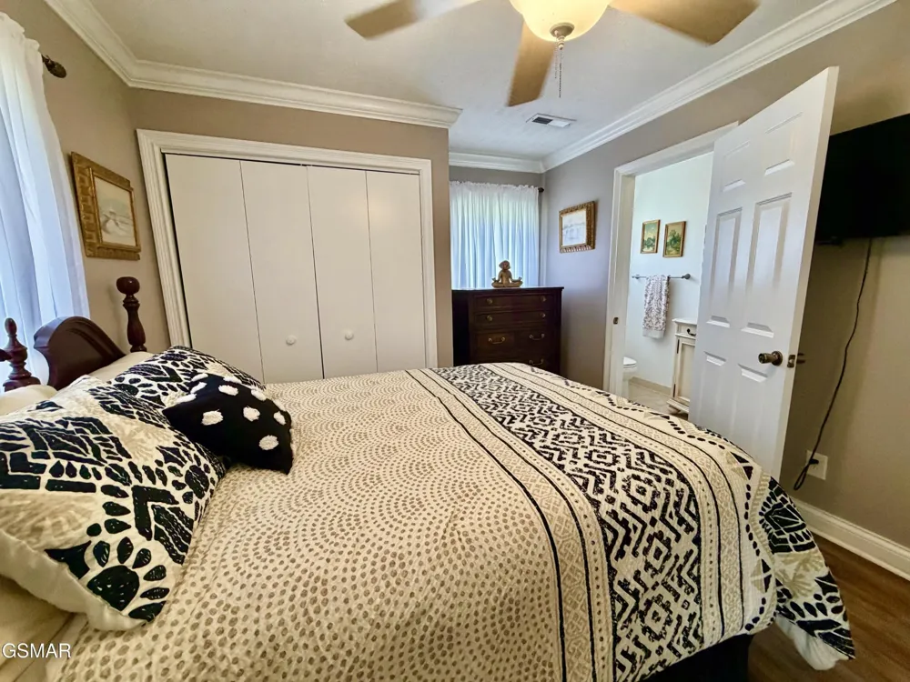 1230 Owens Lane Dandridge, TN 37725