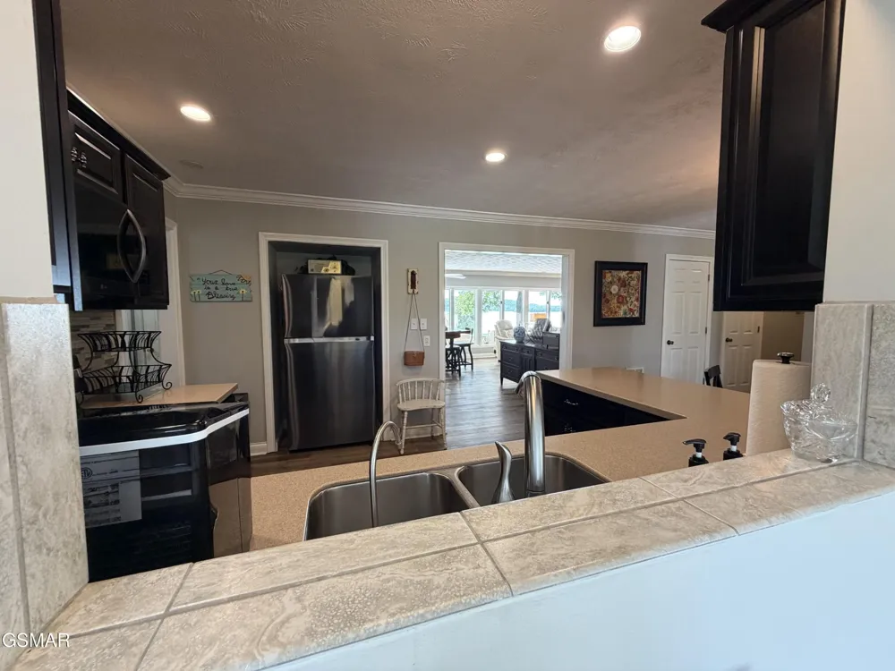 1230 Owens Lane Dandridge, TN 37725