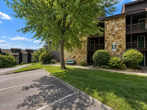 1380 Ski View Drive #2103