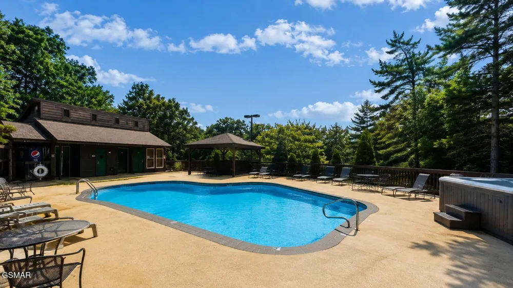 1380 Ski View Drive #2103 Gatlinburg, TN 37738
