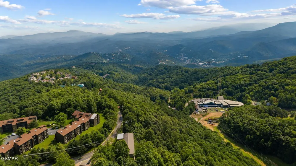 1380 Ski View Drive #2103 Gatlinburg, TN 37738