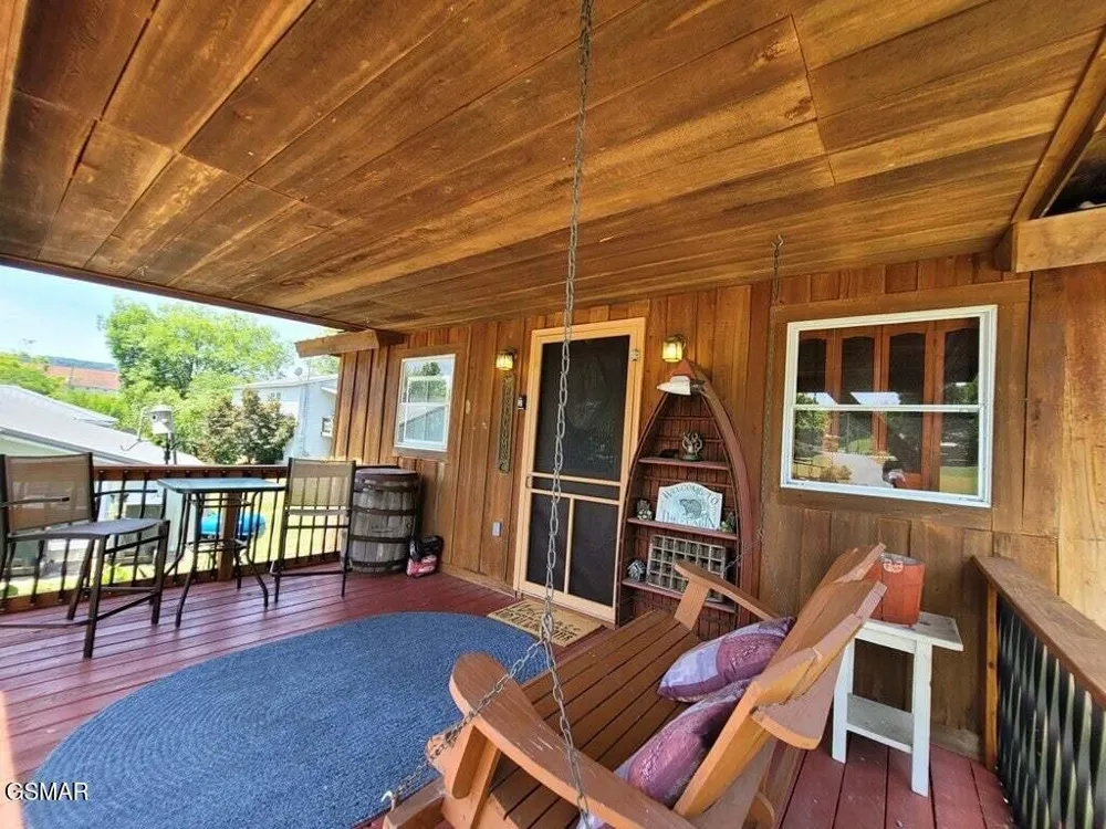3310 Winston Street Pigeon Forge, TN 37863